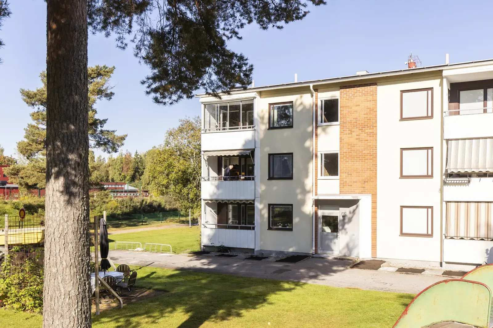 Bild 1 av 20 på Norevägen 25A