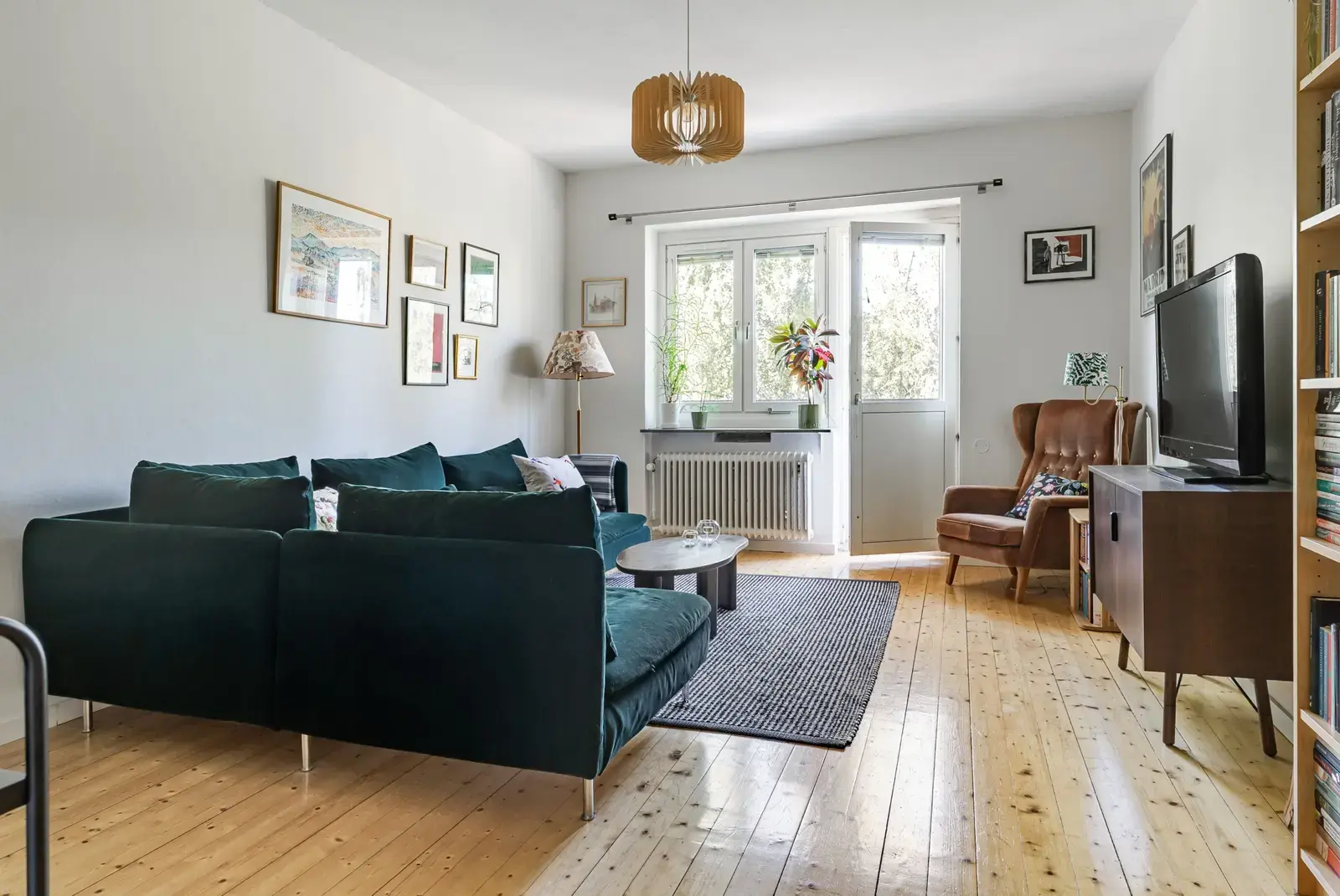 Image 1 of 19 of Storgatan 9B
