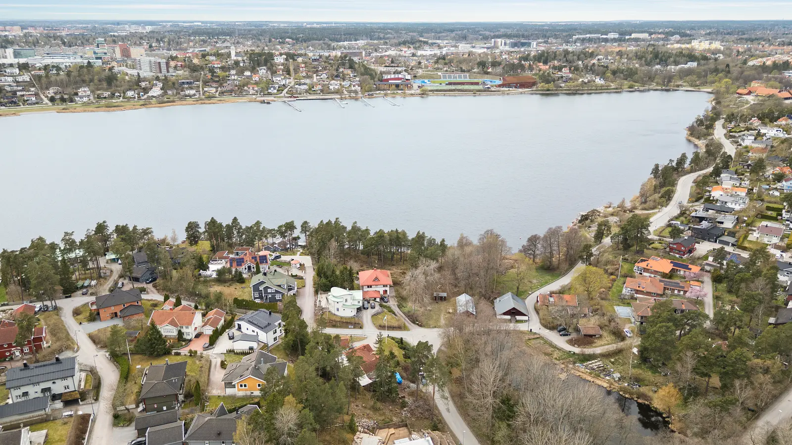 Bild 1 av 1 på Landsnoravägen 92