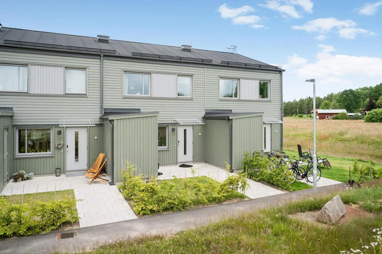 Image 1 of 17 of Lagaskiftesvägen 37