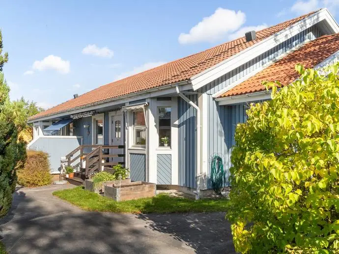 Bild 1 av 20 på Dalhem Gandarve 7