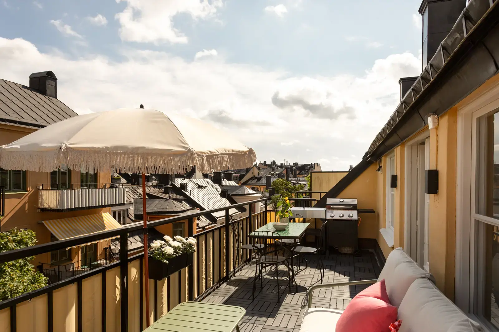 Bild 1 av 20 på Birger Jarlsgatan 104K