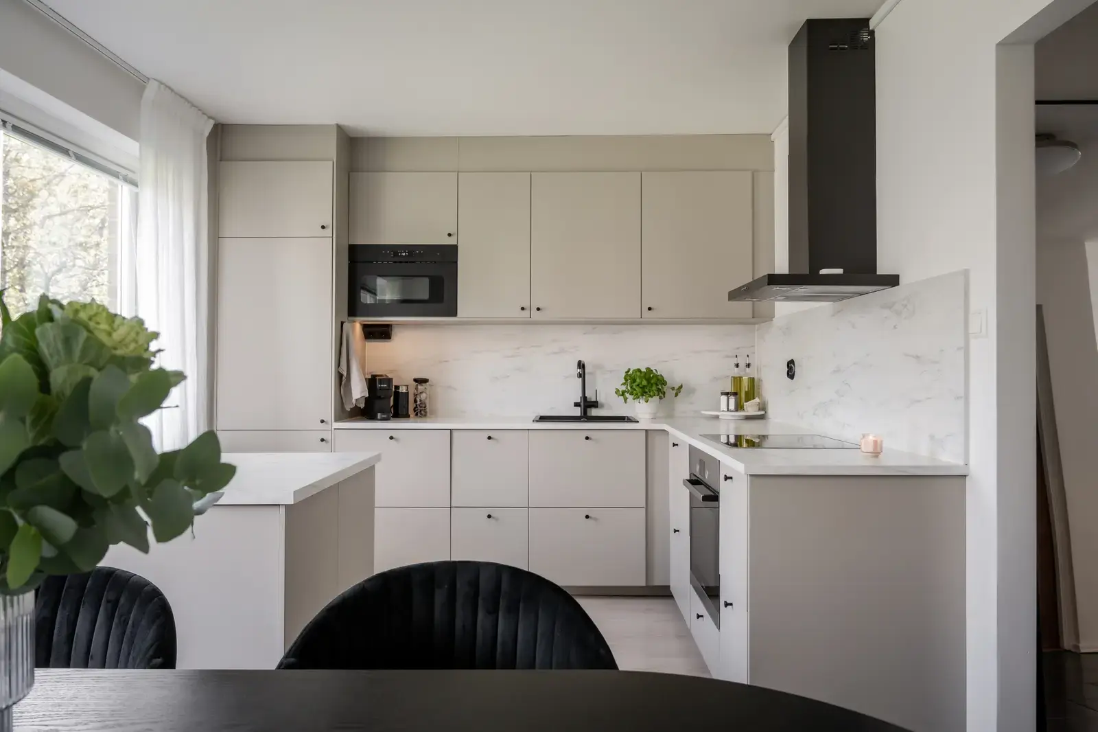 Image 1 of 16 of Huldregatan 26A
