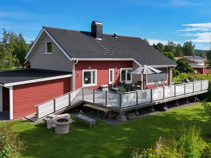 Image 1 of 19 of Långvägen 11B