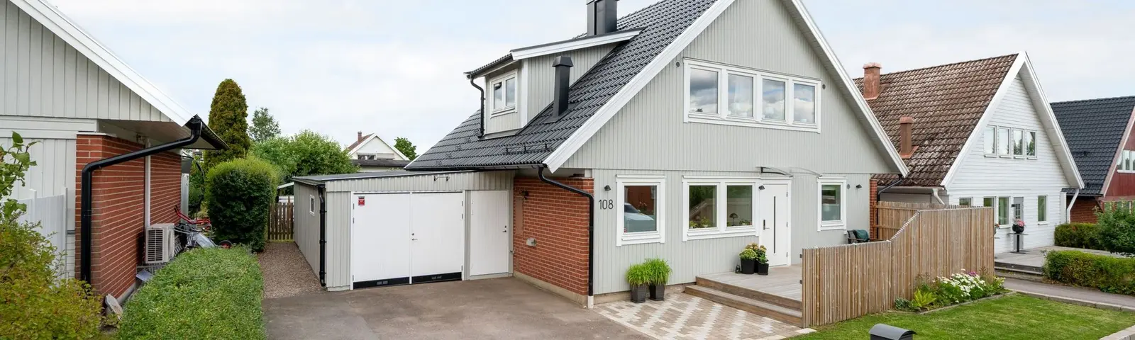 Image 1 of 20 of Tulpanvägen 108