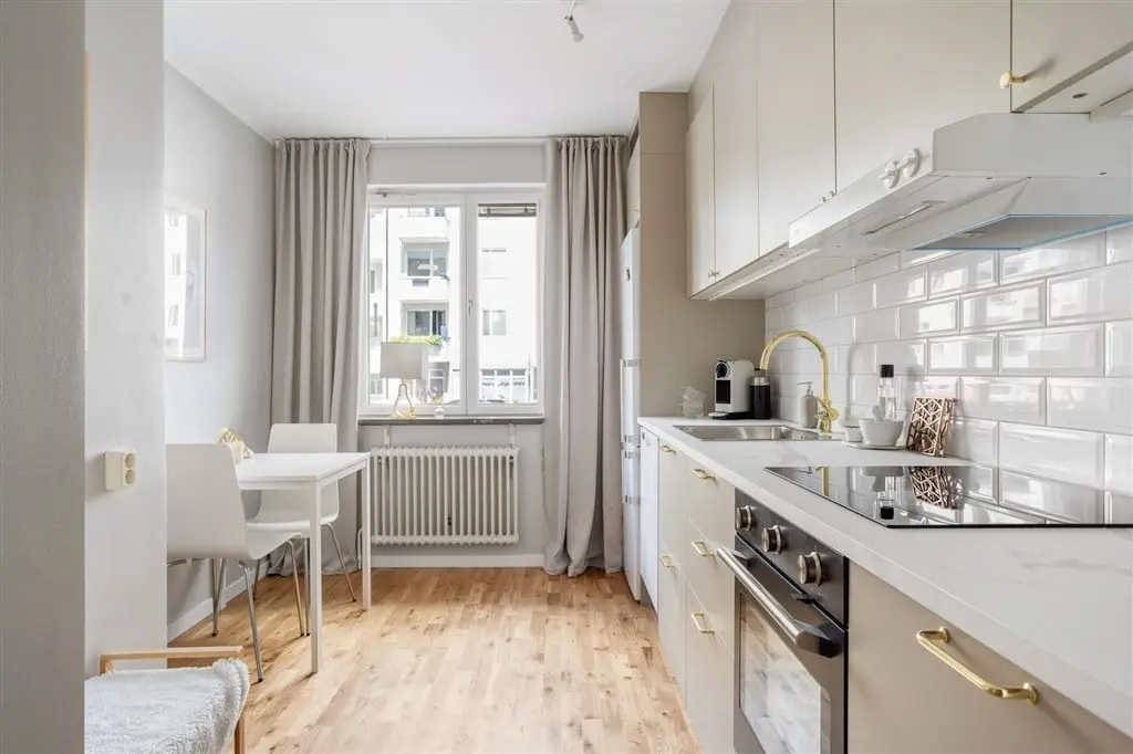Image 1 of 20 of Sjösabrinken 26